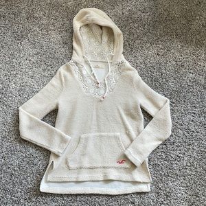 Hollister Lace Sweatshirt (Cream)